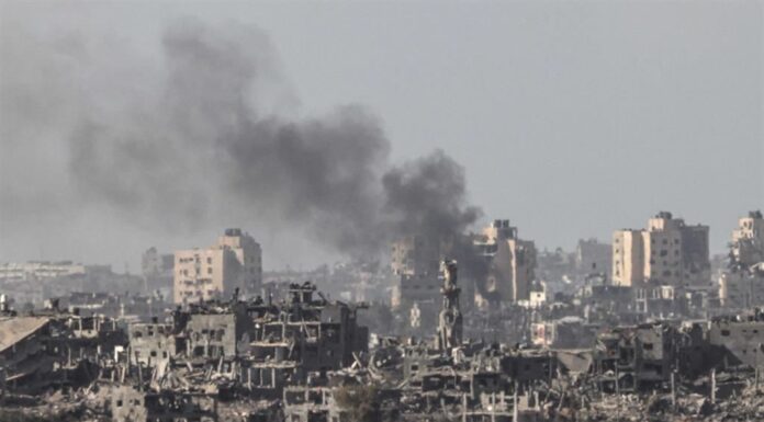Gaza giornalisti lontani. Un'immagine della guerra.