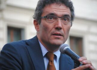 Meloni in conferenze stampa e basta "poesiole" nei tg. Roberto Natale.