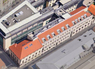 Corriere, mille euro di Premio se si mantiene Repubblica a debita distanza Corriere mille euro per il vantaggio su Repubblica. Via Solferino dall'alto.