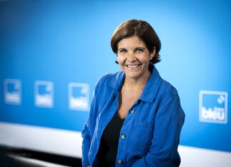 Francia, la radio pubblica è indipendente? Due casi infiammati a 7 mesi dal voto Francia la radio pubblica è indipendente? Due casi scottanti. Cécile Pigalle.