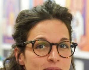 A un fumetto il Premio giornalistico Bisceglia. Parla di “città ostili” ai fragili Un fumetto vince il Premio giornalistico Bisceglia. Camilla de Fazio.