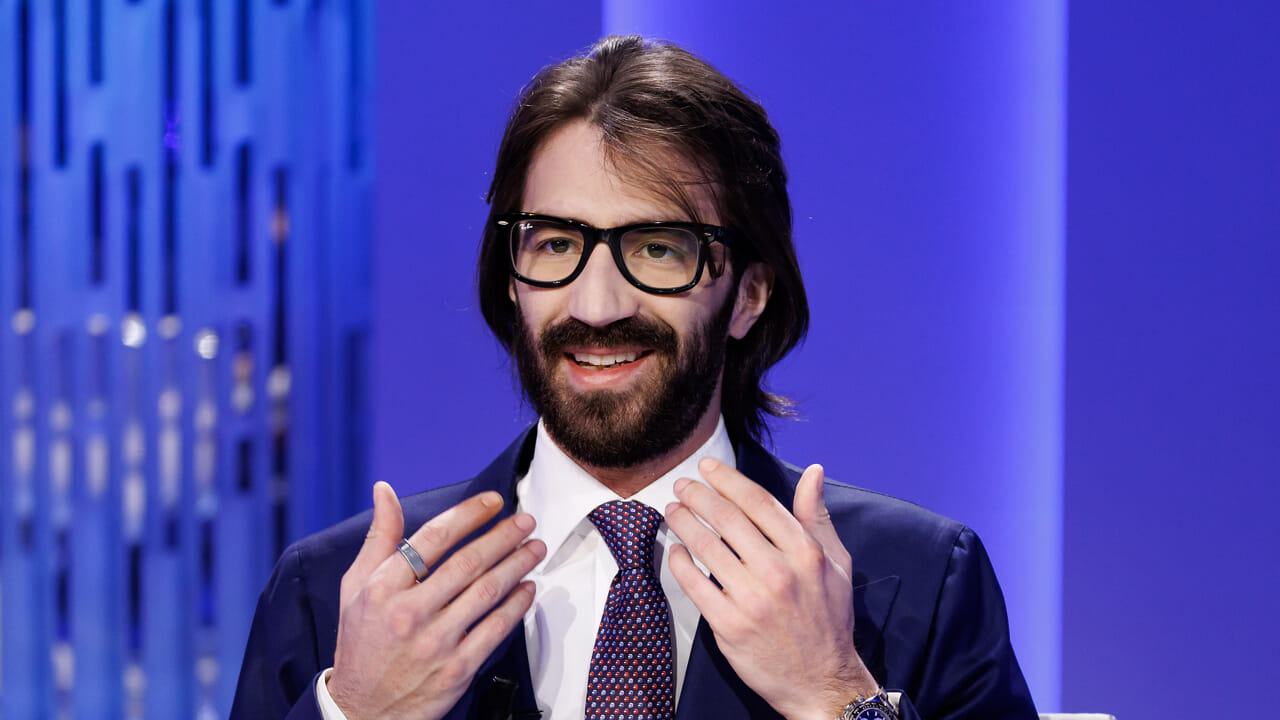 leonardo_maria_del_vecchio_lapresse-2 Del Vecchio promette ai giornalisti premi e viaggi in business. Leonardo Maria Del Vecchio.